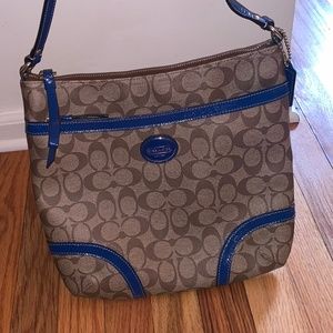 Vintage Coach crossbody bag large size